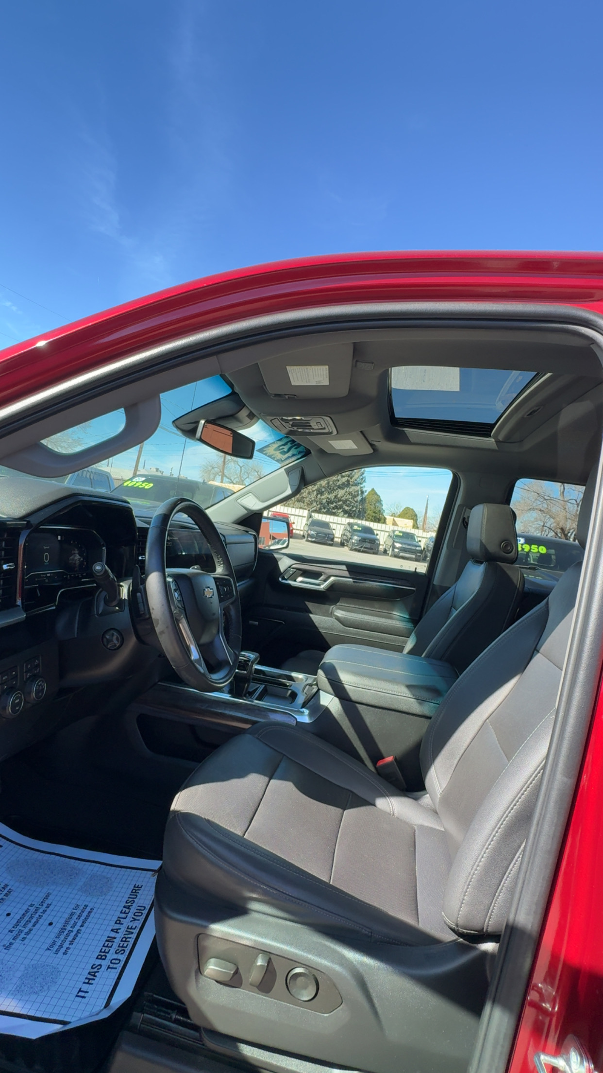 
								2023 CHEVROLET Silverado LTZ full									