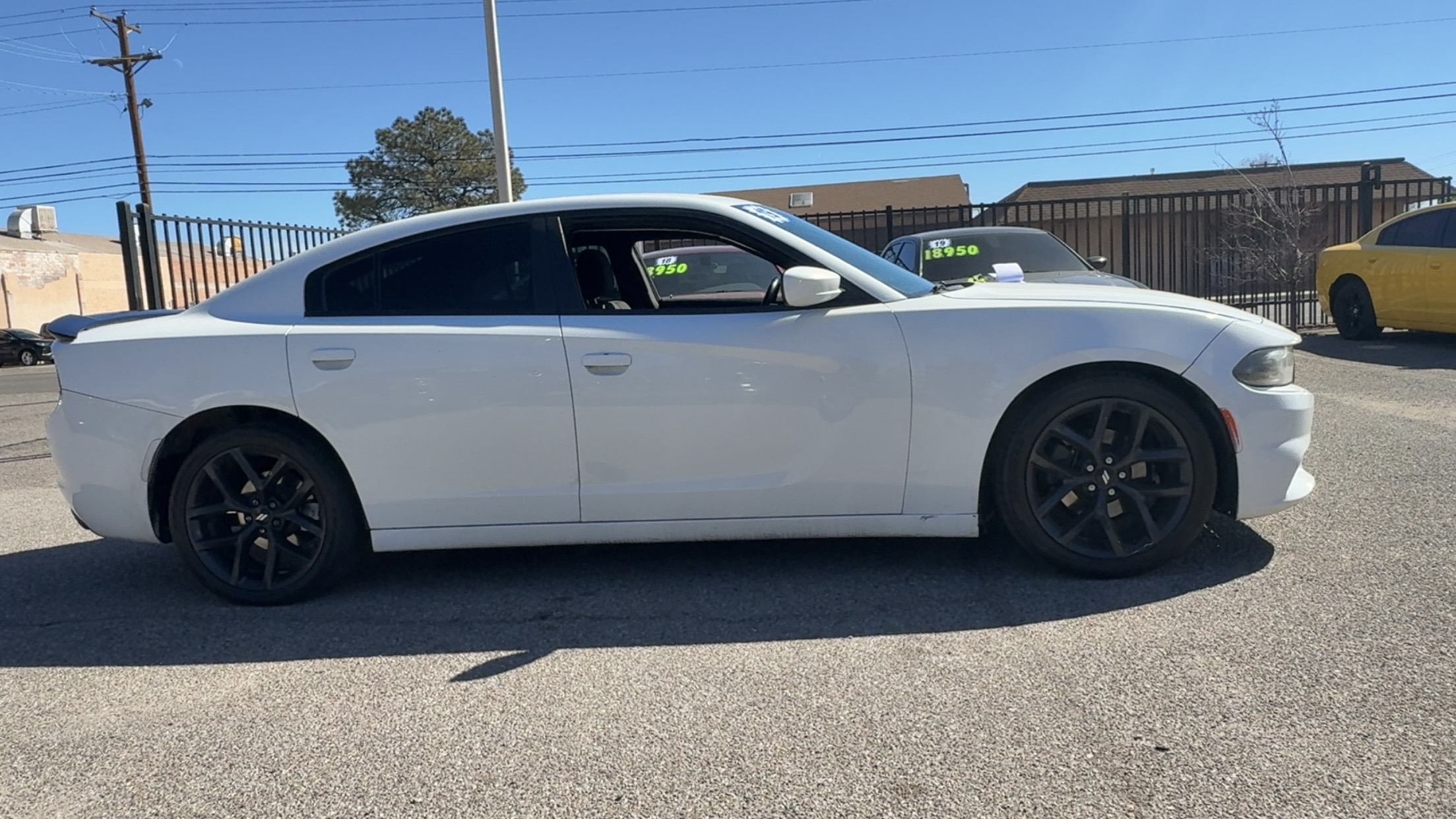 
								2019 DODGE Charger SXT full									