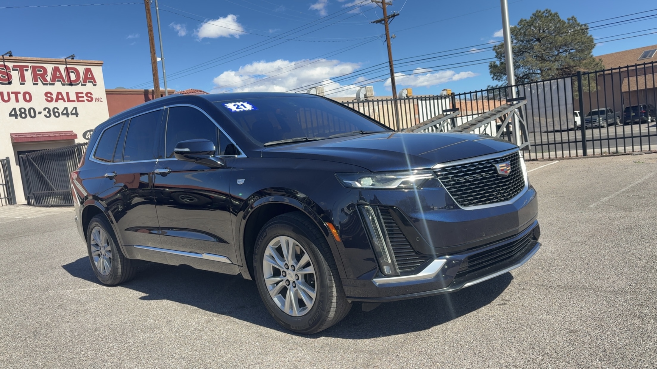 
								2021 CADILLAC XT6 Luxury full									