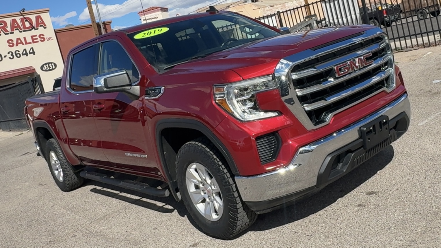 
								2019 GMC Sierra SLE full									
