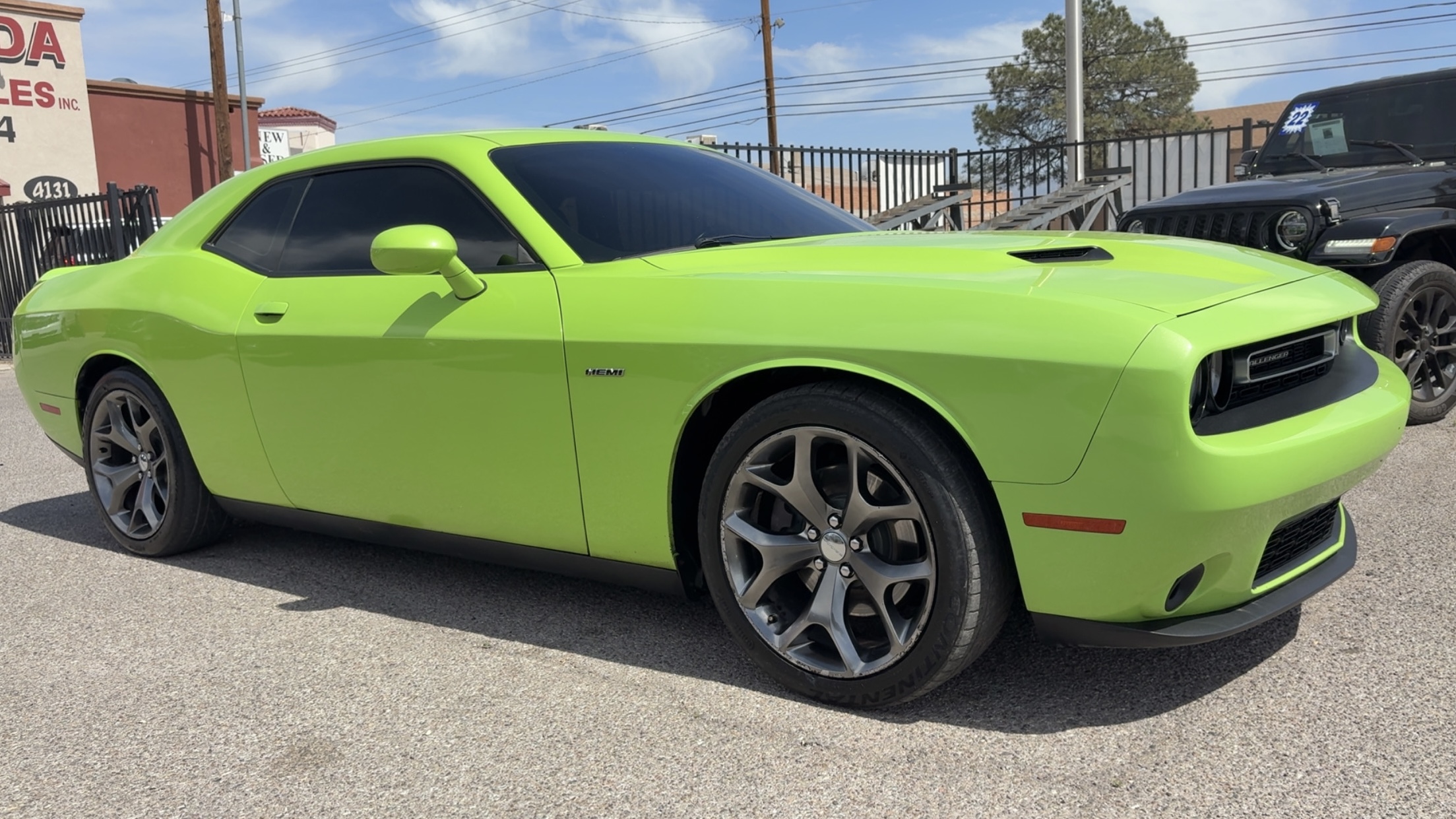
								2015 DODGE Challenger SXT Plus full									