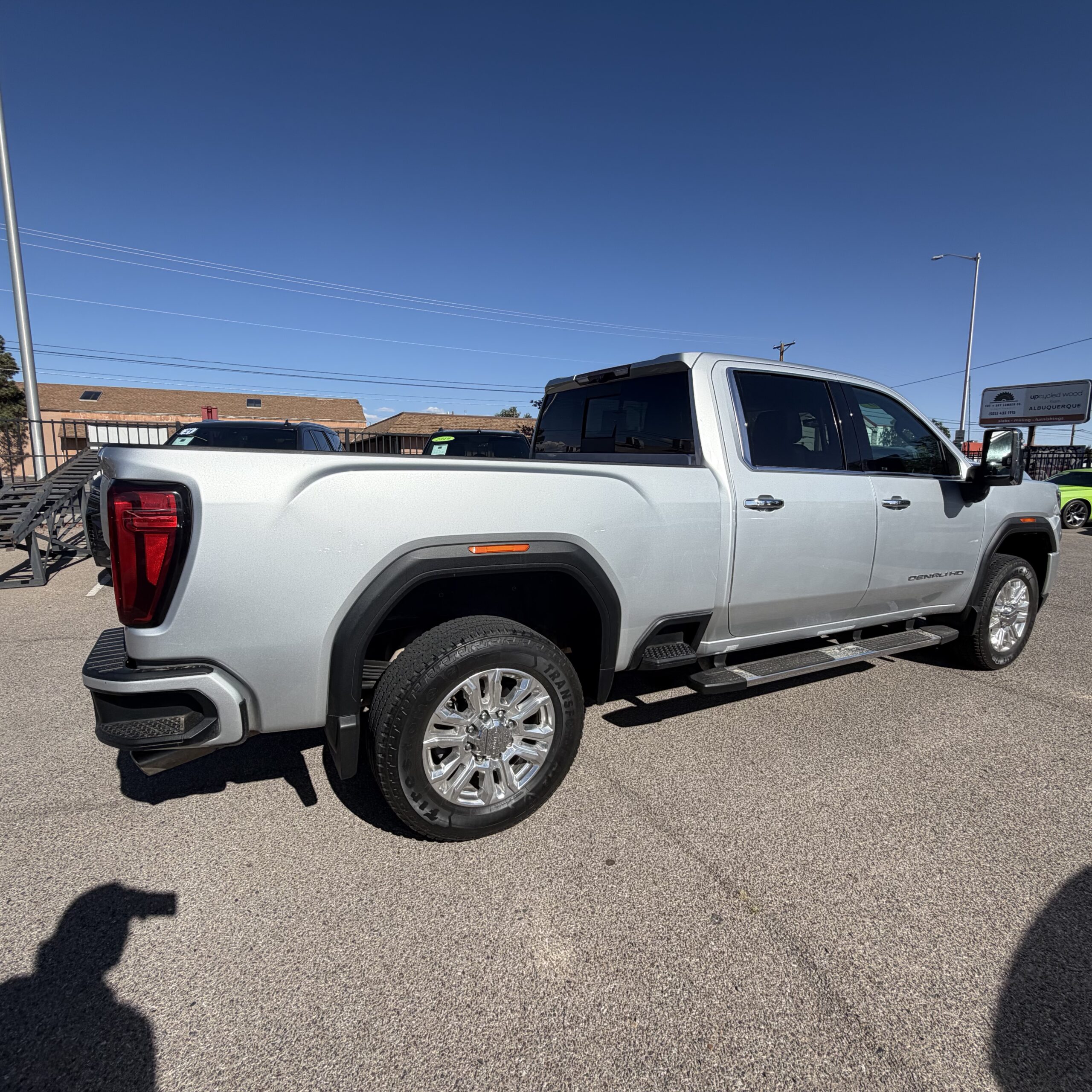 
								2020 GMC Sierra 2500HD Denali full									