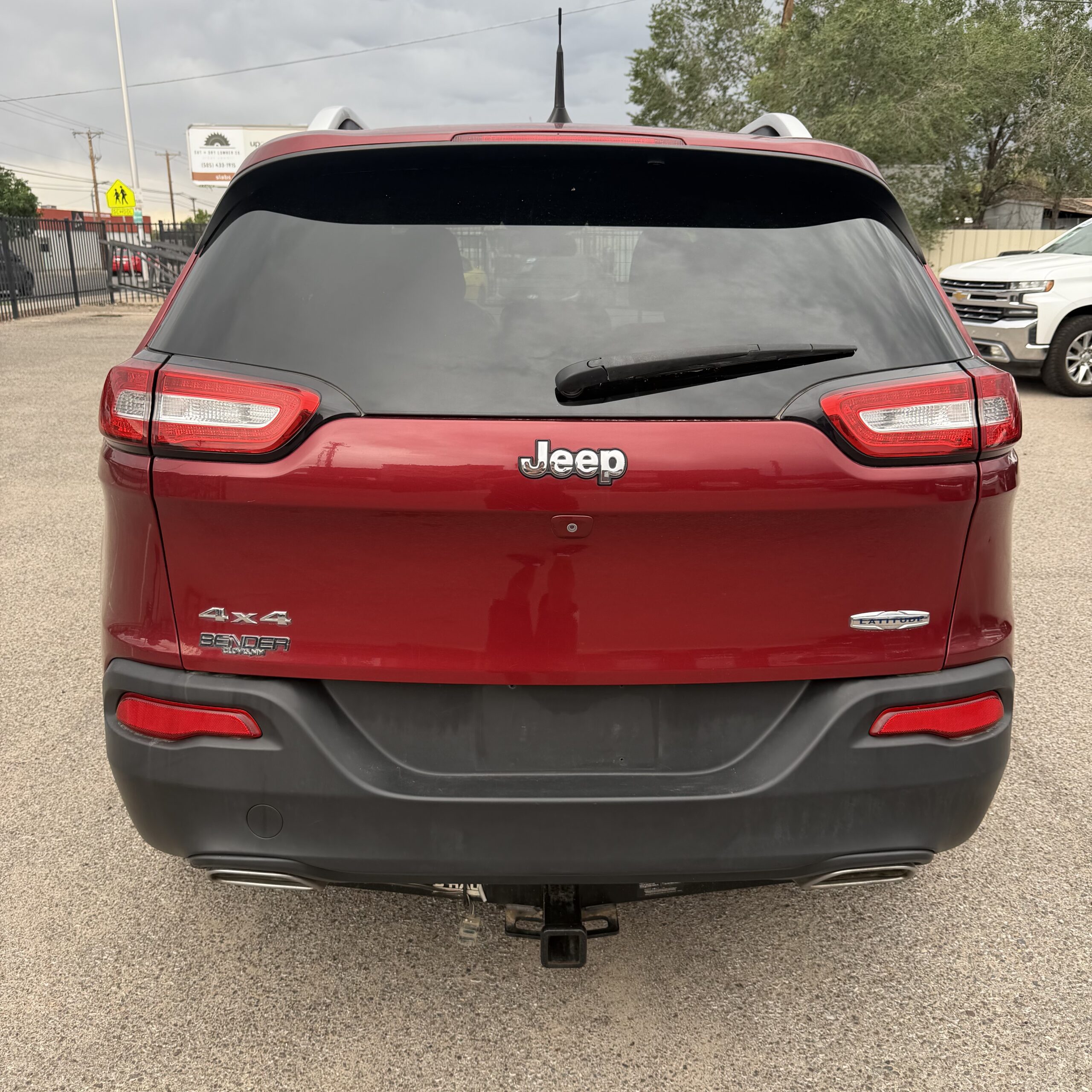 
								2016 JEEP Cherokee Latitude full									