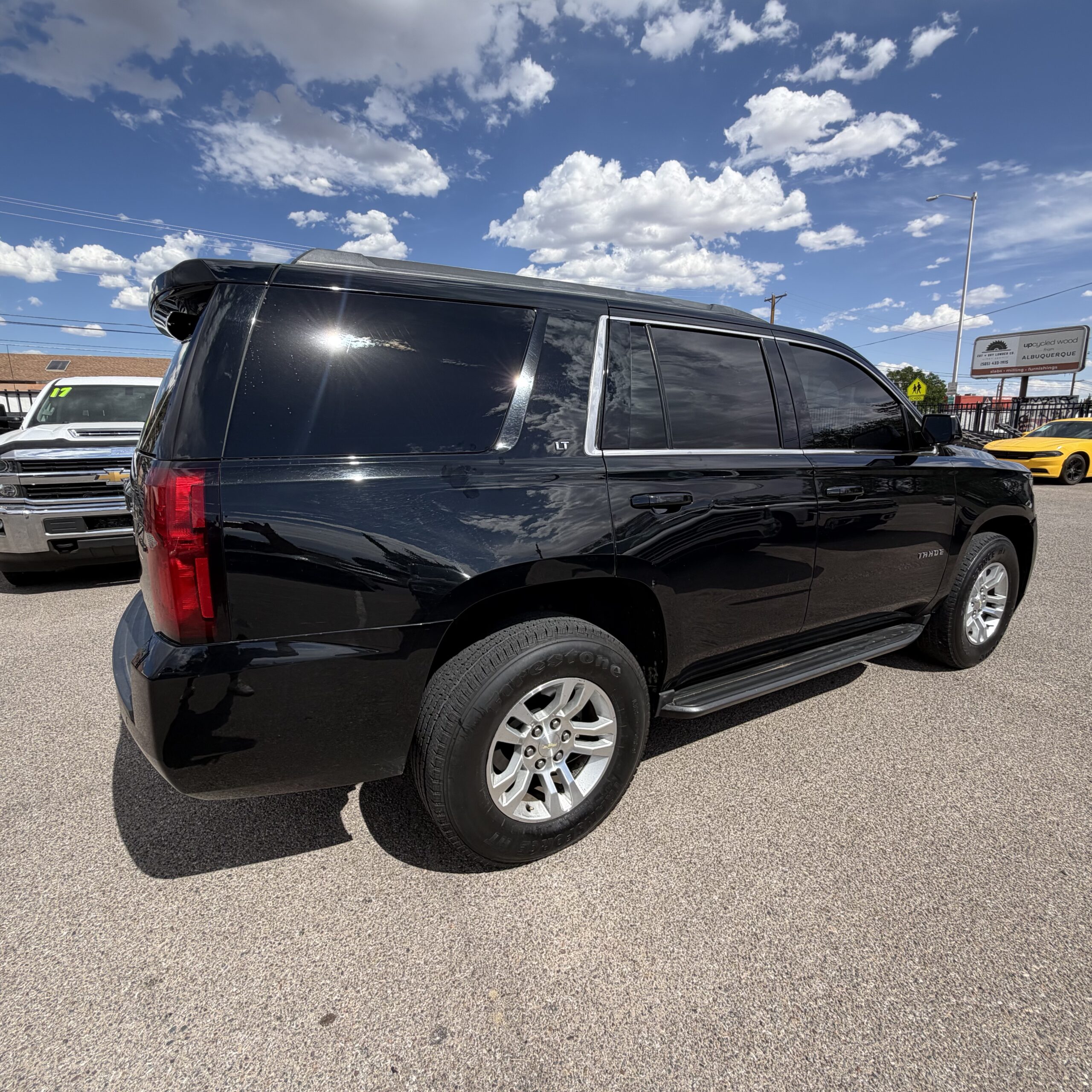 
								2020 CHEVROLET Tahoe LT full									
