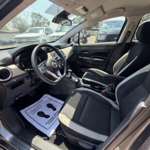 2020 NISSAN Versa SV