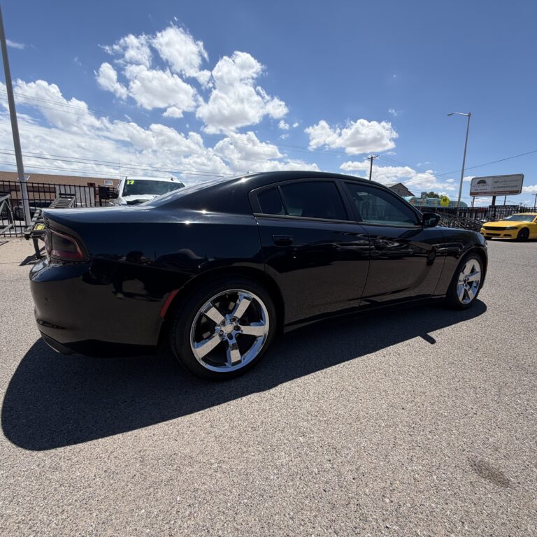 2018 DODGE Charger SXT