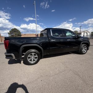 2024 GMC Sierra SLT
