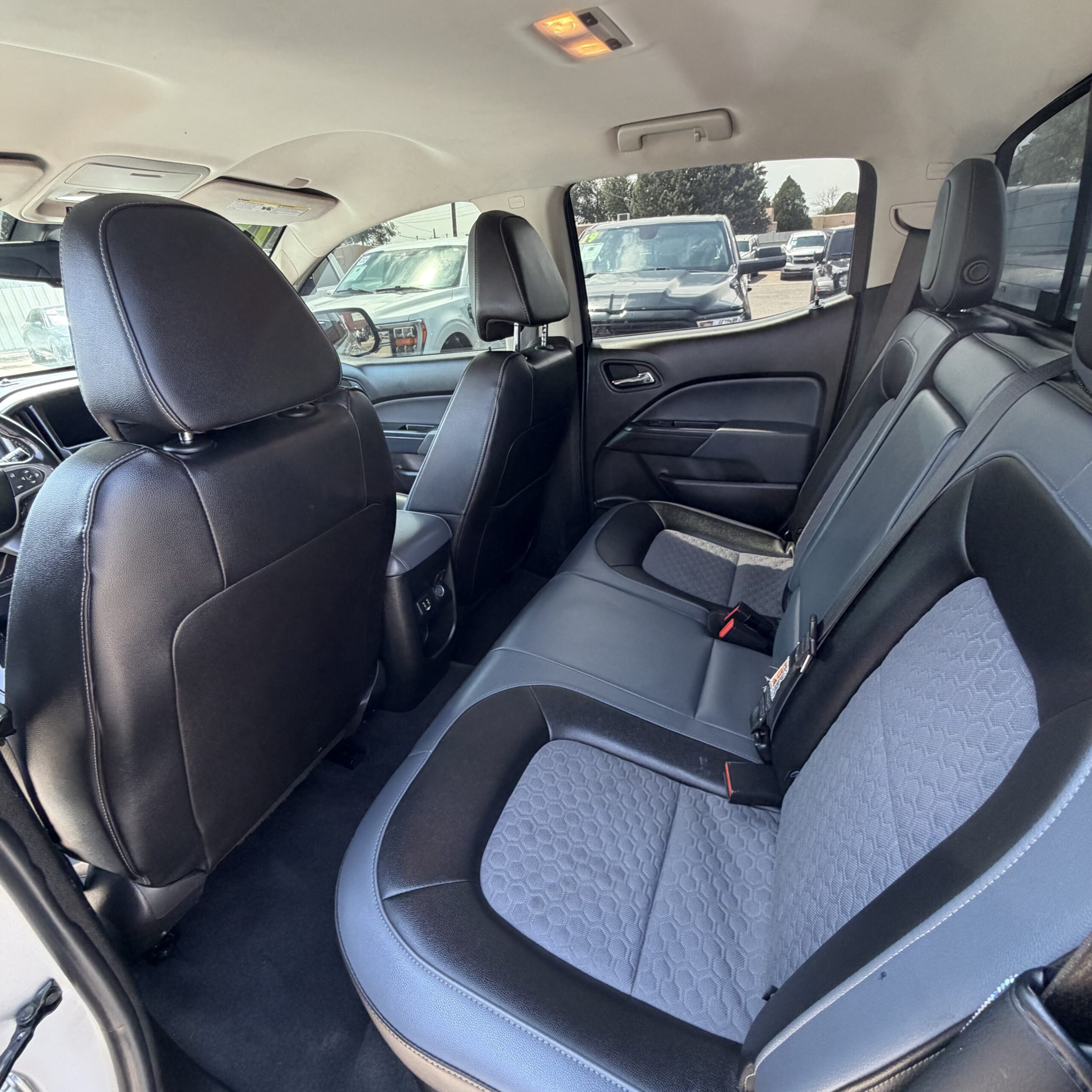 
								2019 CHEVROLET Colorado Z71 full									