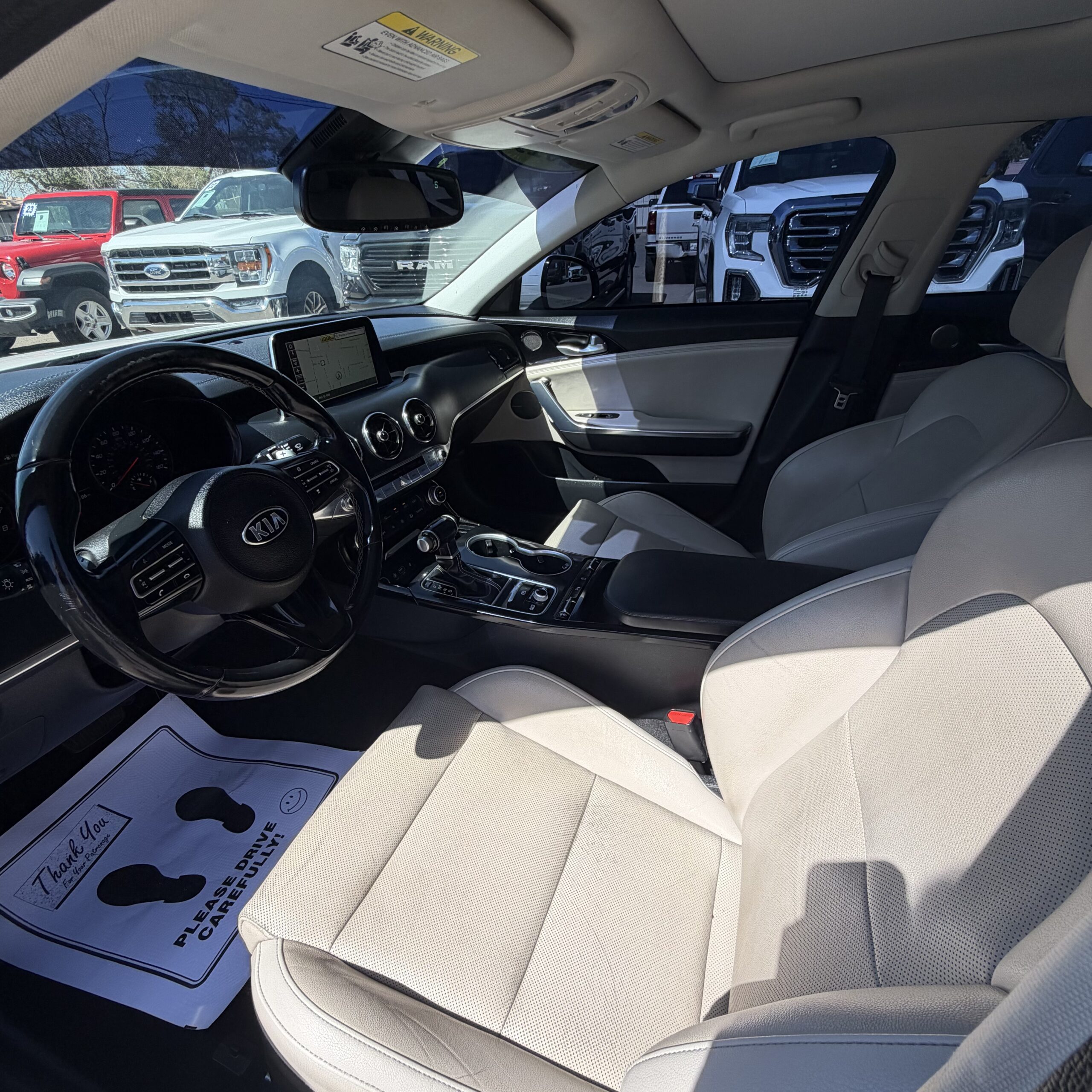
								2019 KIA Stinger Premium full									
