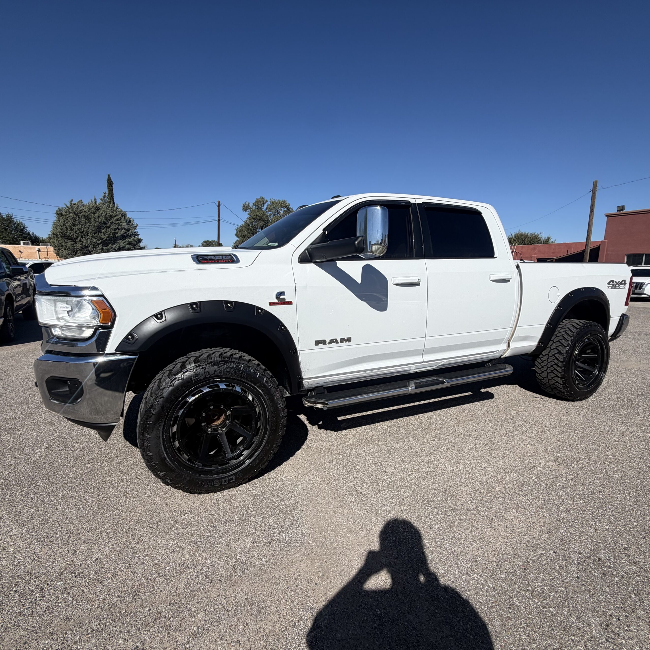 
								2020 RAM 2500 Big Horn full									