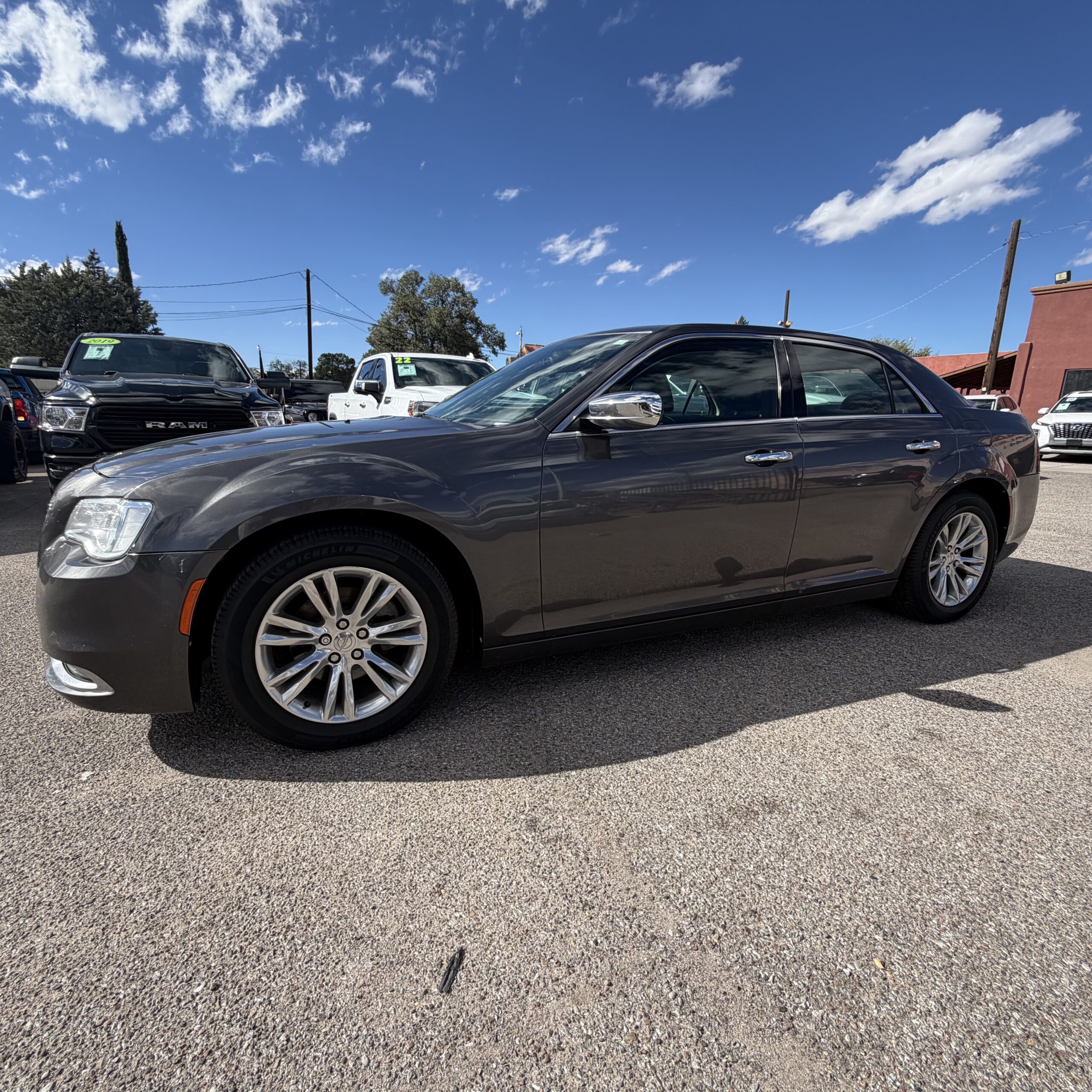 
								2016 CHRYSLER 300C full									