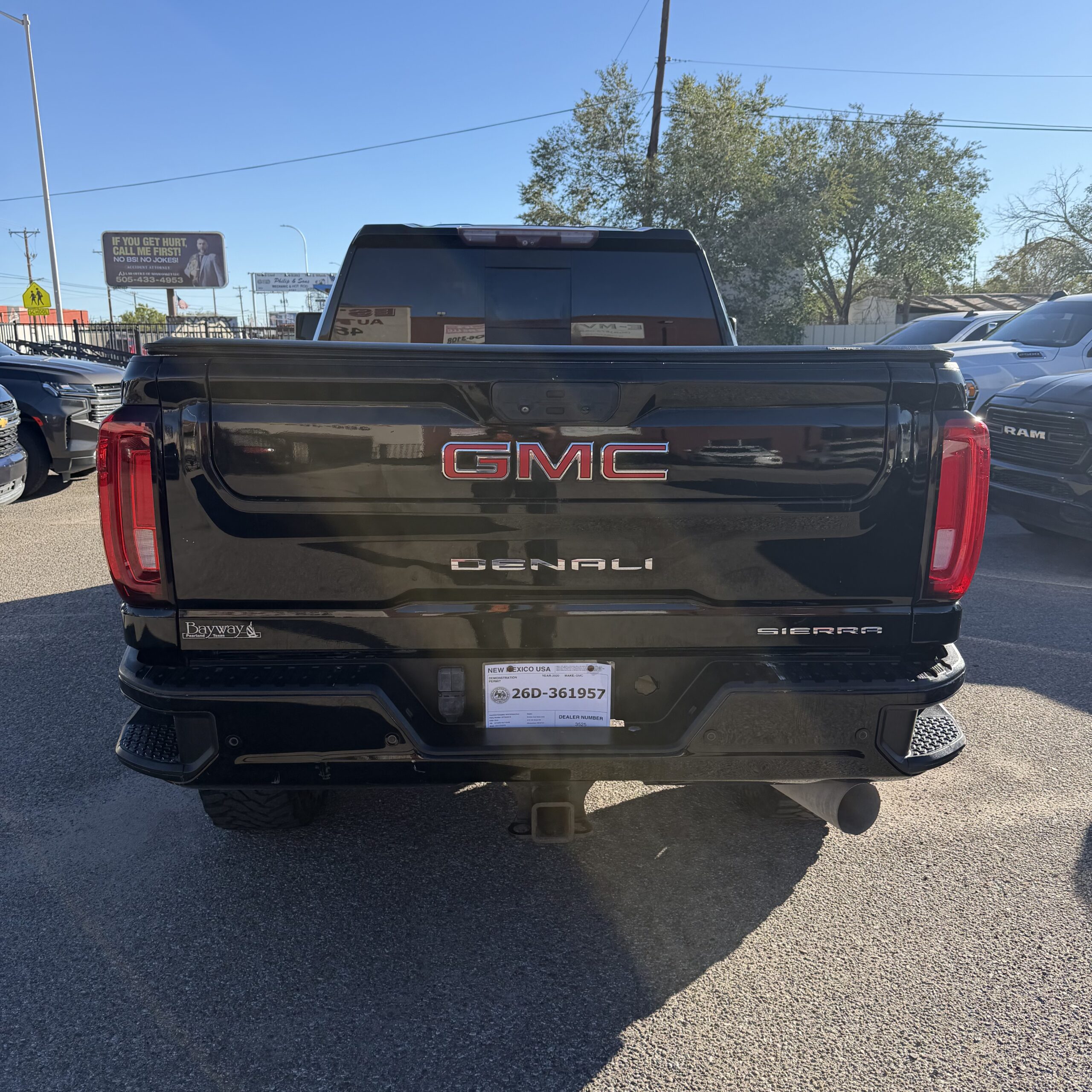 
								2020 GMC Sierra Denali full									