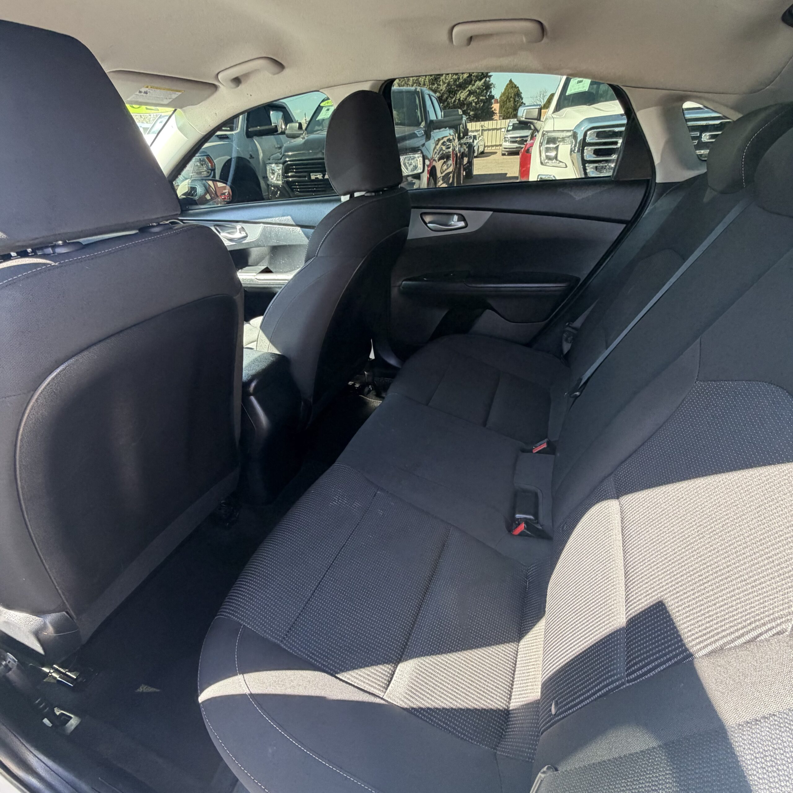 
								2019 KIA Forte FE full									