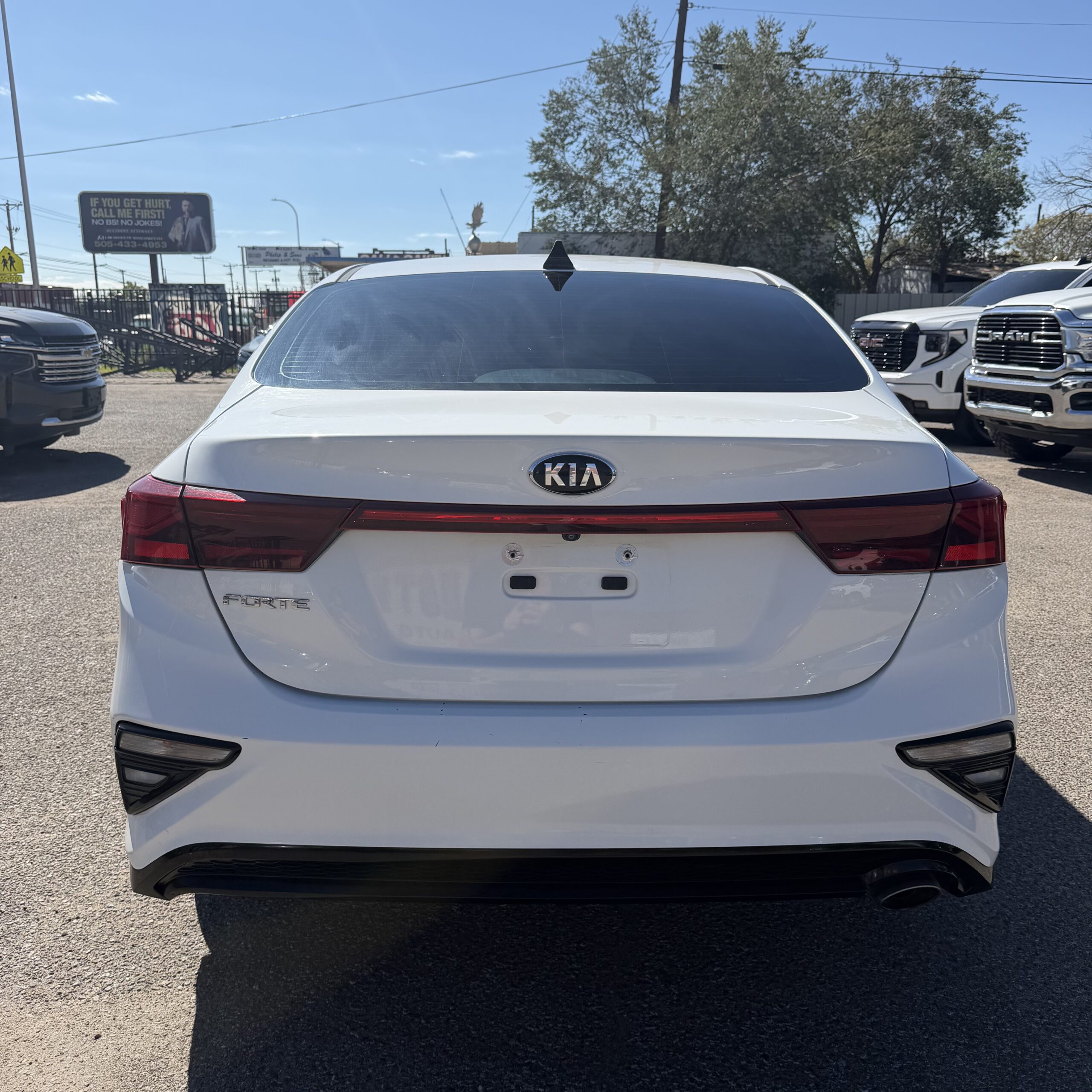 
								2019 KIA Forte FE full									