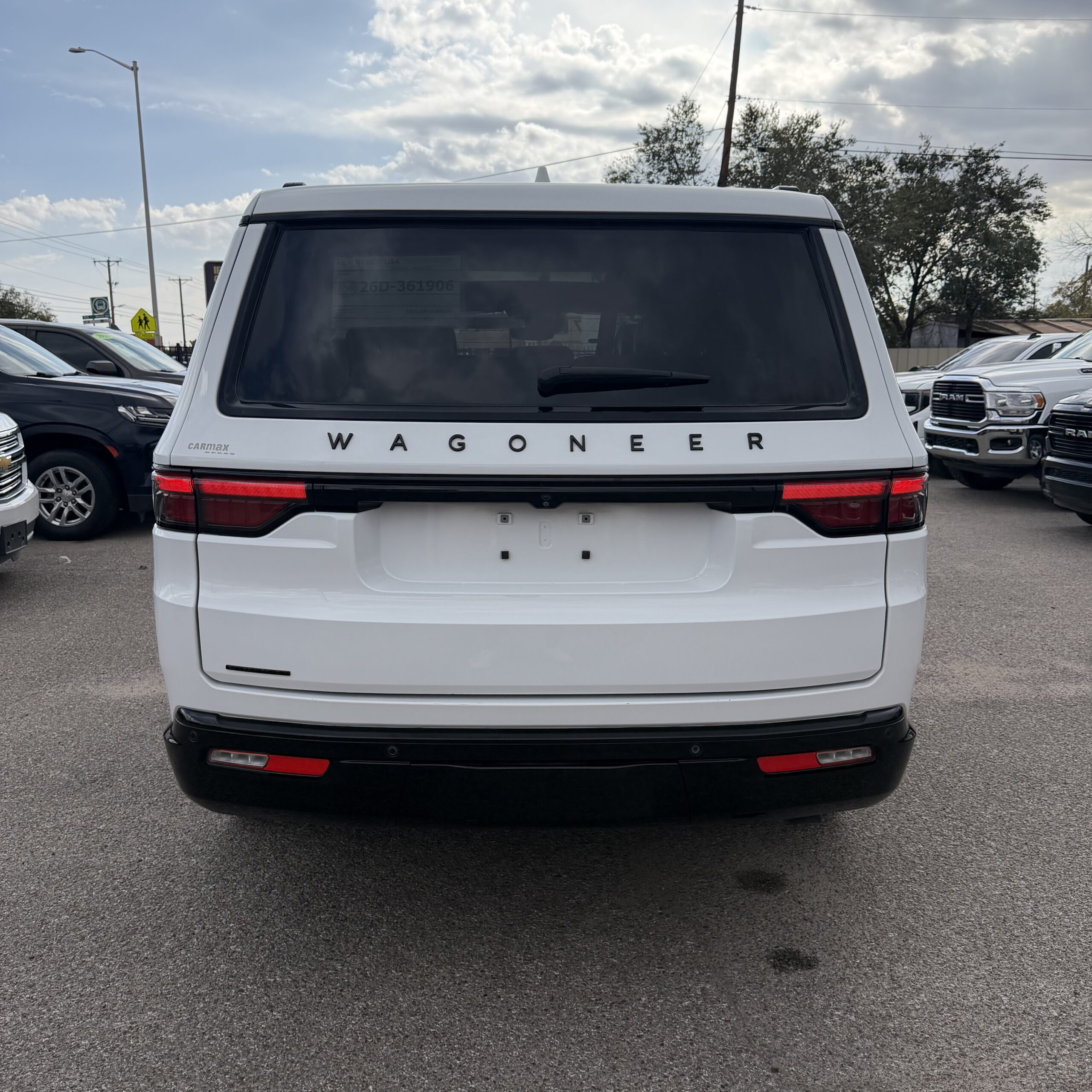 
								2023 JEEP Wagoneer Series II full									